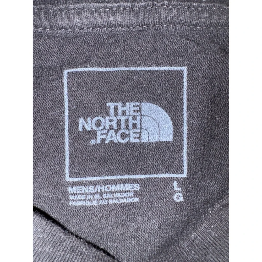 The North Face Mens Never Stop Exploring Graphic T-Shirt Black Large NF0A37FY